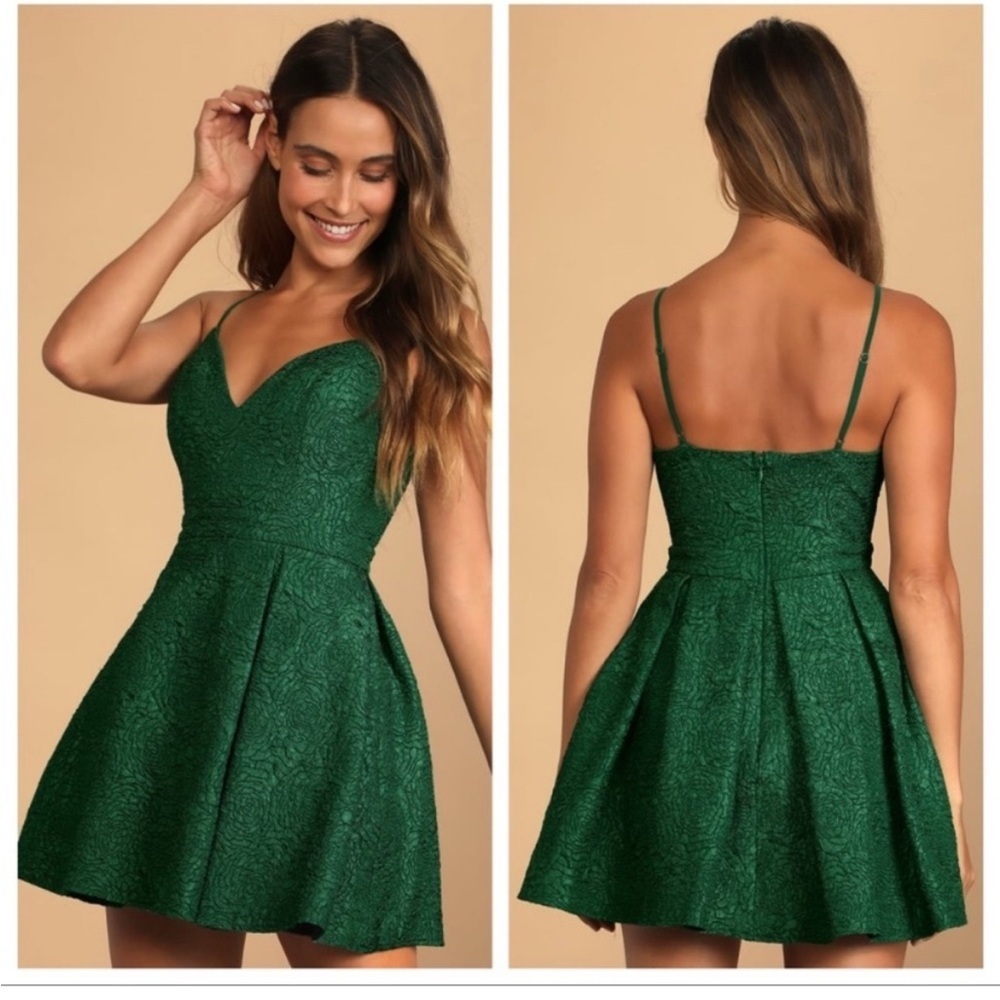 Lulus Loving is Easy Emerald Green Jacquard Pleated Skater Dress Large New Tag